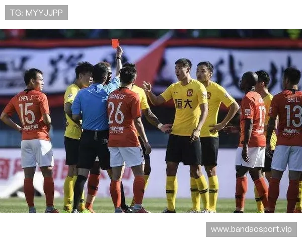 苏超一记大耳光震醒中足协也刺痛中国文旅圈的集体迷思与现实反差